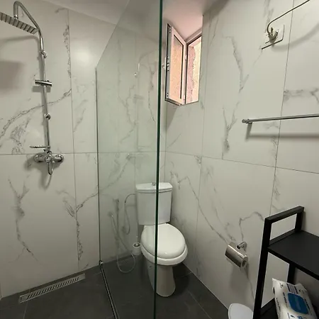 Juli's Spot 티라나