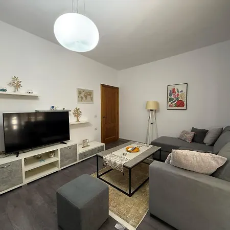 Juli's Spot Lägenhet Tirana