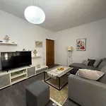 Juli's Spot Apartamento Tirana